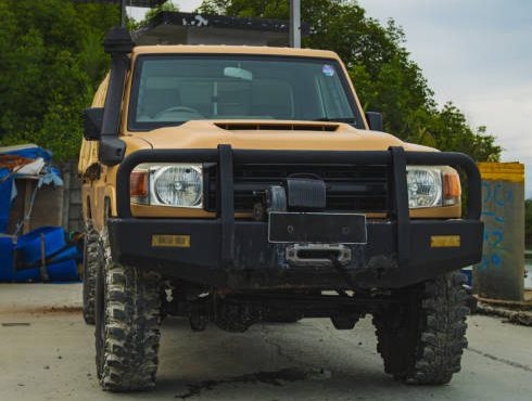 Getting Around Kenya: A Guide to Flights, Trains & Road Travel